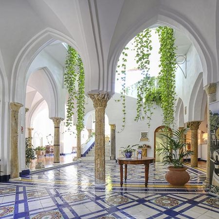 Palazzo Confalone ราเวลโล ภายนอก รูปภาพ