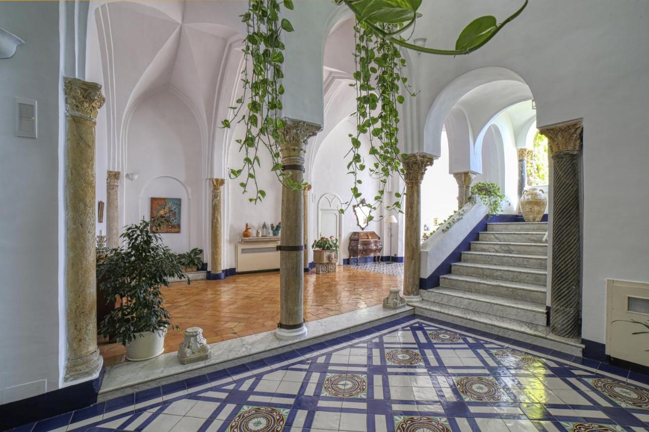 Palazzo Confalone ราเวลโล ภายนอก รูปภาพ